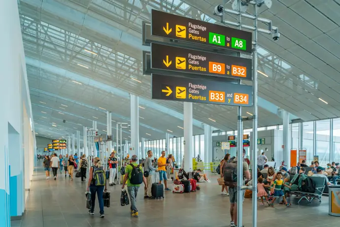 Los asientos aéreos internacionales a España aumentan un 5,2% en octubre, alcanzando los 12