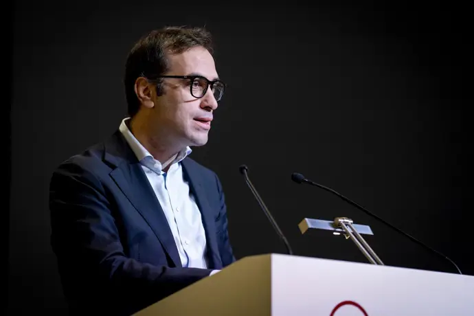 El Tesoro reduce en 5.000 millones la emisión neta de deuda para 2025