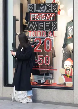 La justicia ratifica las multas a siete empresas por engaños en precios del 'Black Friday'