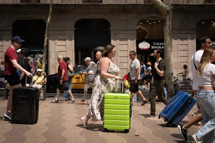 Ofertas de viajes: rebajas en vuelos, hoteles y trenes para tus próximas vacaciones y fechas clave