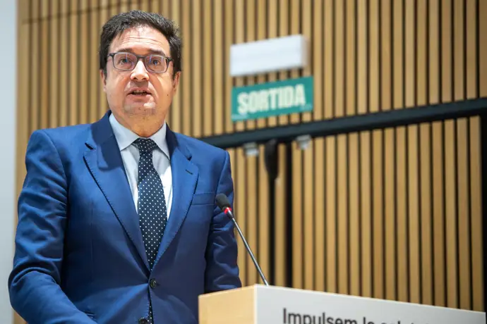 López destaca que el aumento salarial del 11% para funcionarios refleja la variación del IPC