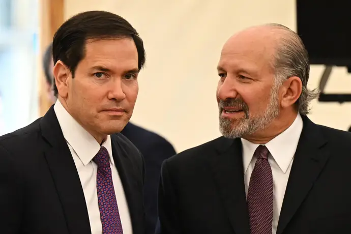 La administración Trump ve la sanción de Bruselas a X como un agravio a las empresas y al pueblo