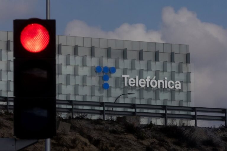 Movistar restablece la conectividad para 100.000 pymes afectadas en España