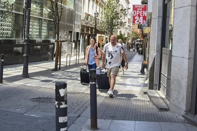 El alquiler turístico genera presión sobre la vivienda y transforma los barrios, según Fedea