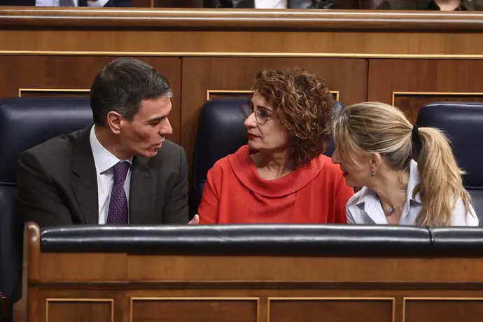 El Congreso aprueba el decreto del 'escudo social' contra desahucios; PP, Vox y Junts se oponen
