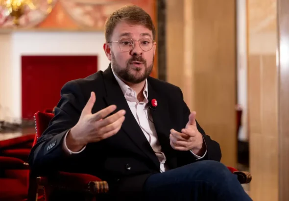 Compromís propone restringir el turismo porque "no podemos recibir a más visitantes