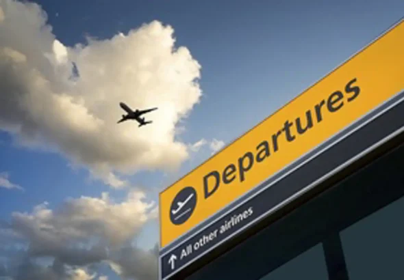 El sector aéreo europeo enfrentará falta de combustible en tres semanas si no se reabre el