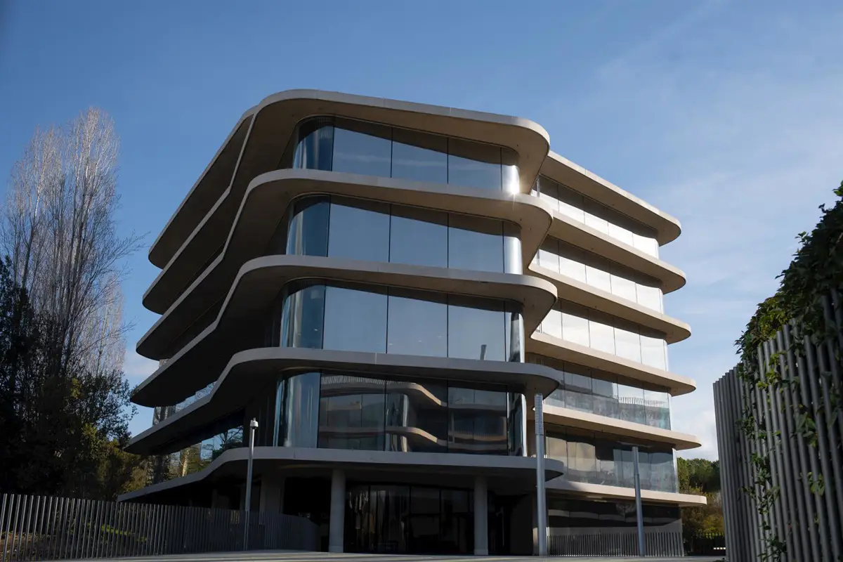 Grifols cancela anticipadamente 500 millones de bonos al 7,5% con vencimiento en 2030