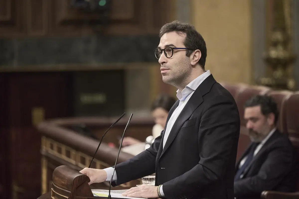 España cumplió con las reglas fiscales europeas y mañana presenta un nuevo escenario económico