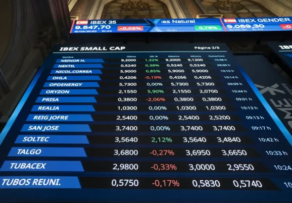 El Ibex 35 alcanza casi los 17.800 puntos tras un aumento del 0,46% a la espera de la Fed y el BCE
