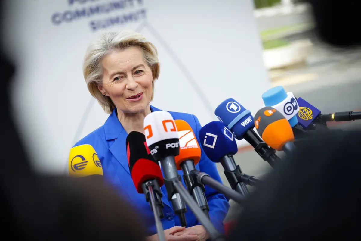 Von der Leyen enfatiza que "un acuerdo es un acuerdo" tras las advertencias arancelarias de Trump